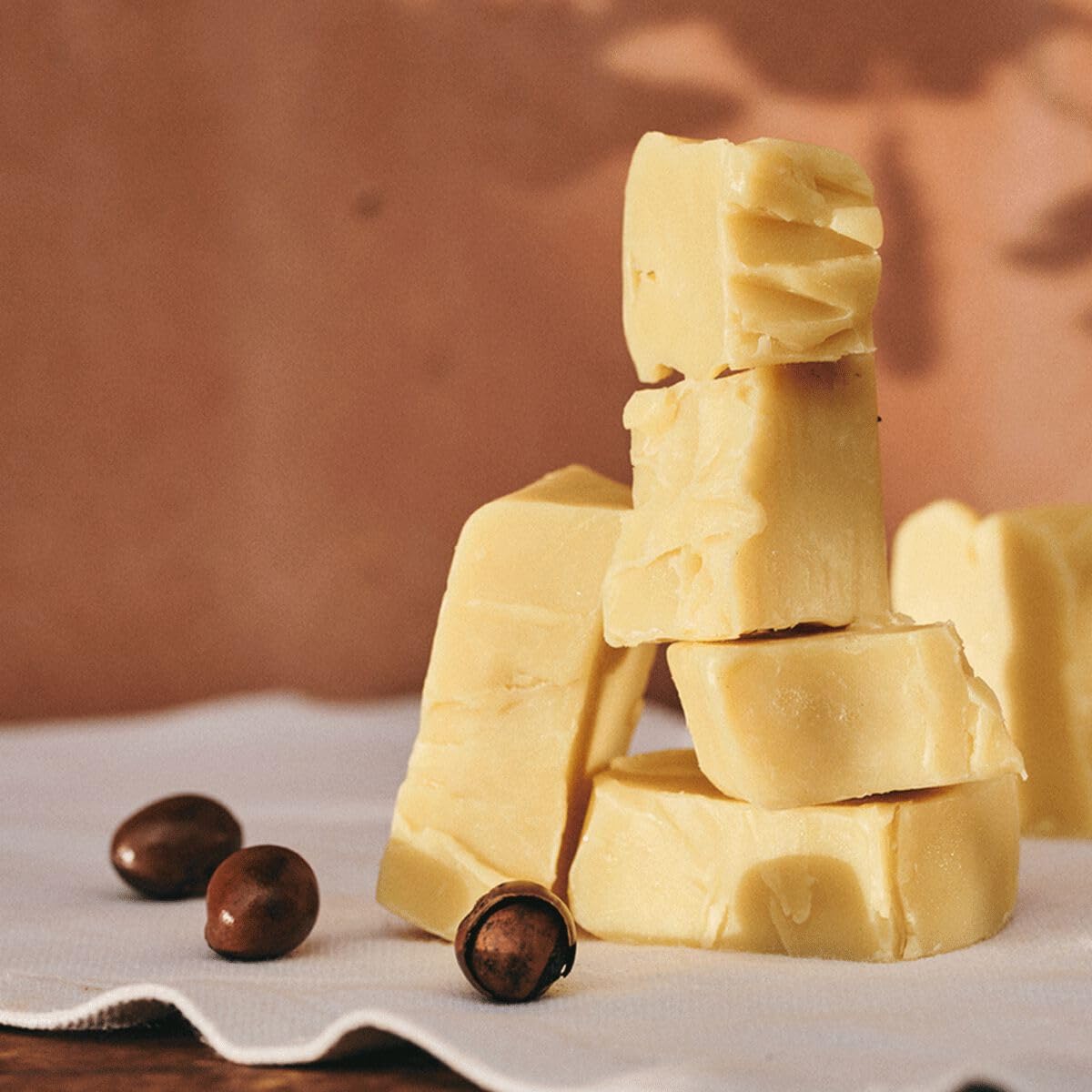 L'OCCITANE Ultra-Rich 10% Shea Butter Nourishing Lip Balm 0.40 fl oz - Image 4